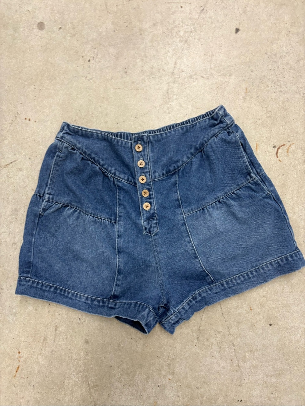 Women's Blue Denim High Rise Button Front Shorts w/ Elastic Waist, Size M